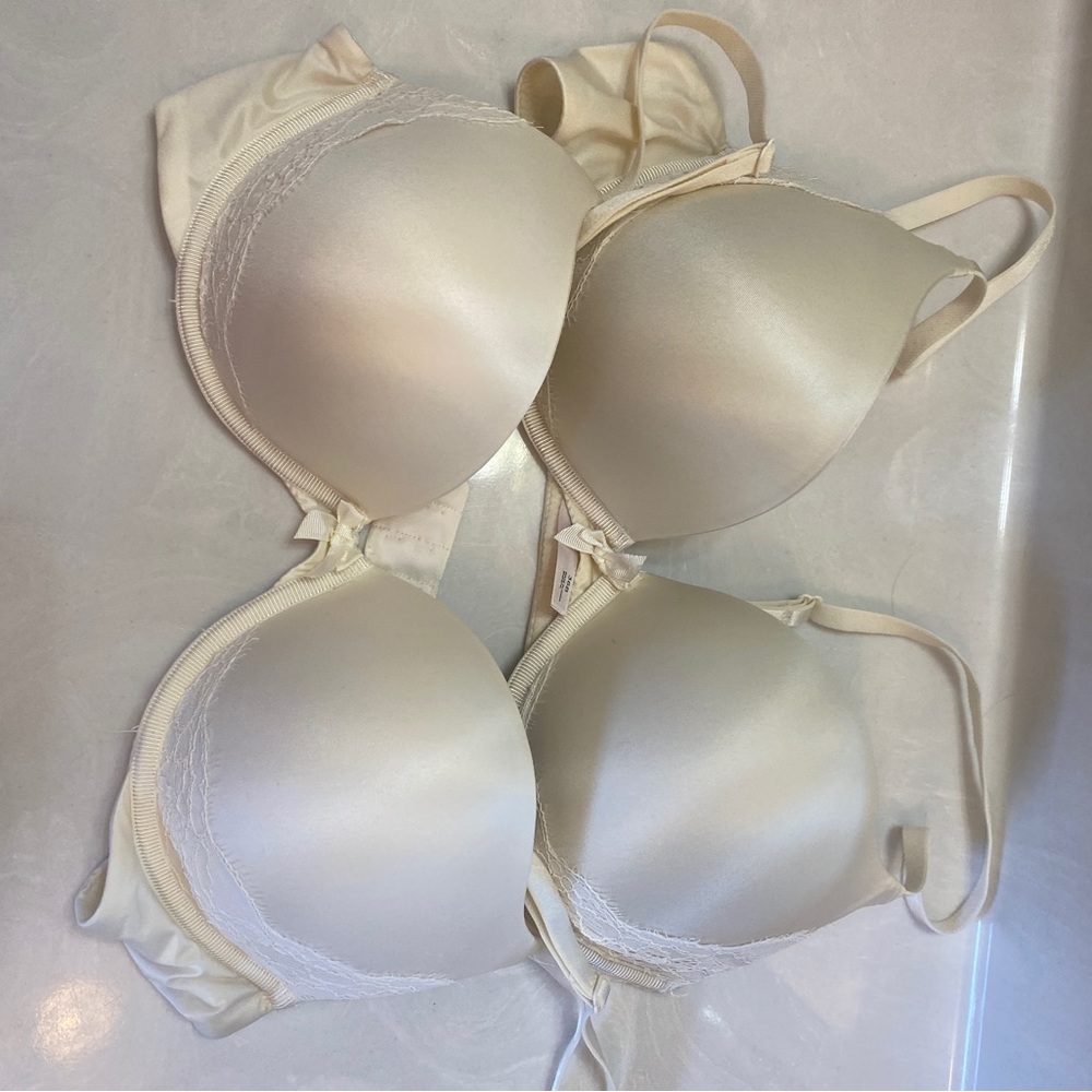 Ambrielle Push Up J8507 size 36B *never worn*